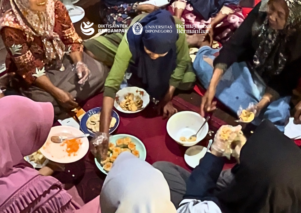 Dukung SDGs Poin 2, Mahasiswa KKN Edukasi Inovasi Dimsum Jagung sebagai Langkah Diversifikasi Pangan di Desa Jragung k1 07 a2 g2