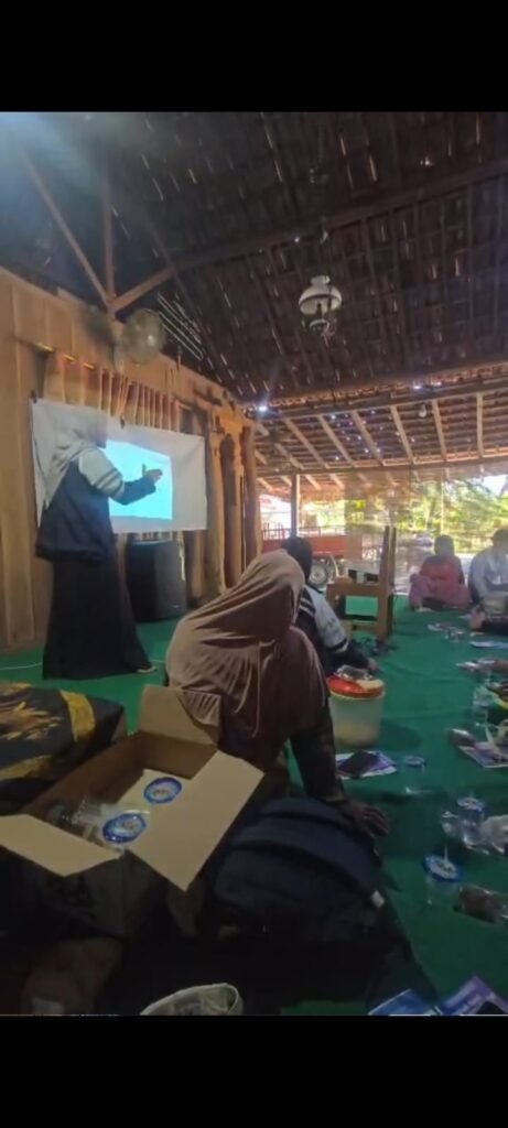 Pertumbuhan Ekonomi (SDGs 8) dan Industri, Inovasi, dan Infrastruktur (SDGs 9): Edukasi Penggunaan Aplikasi Pembukuan Digital Teman Bisnis bagi Pelaku UMKM Desa Jragung k3 01 a1 g2